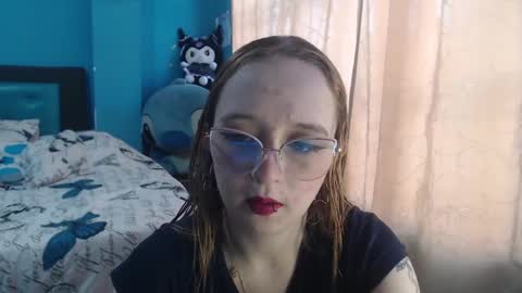 Lia Roberts online show from March 10, 12:04 pm