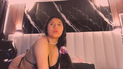 liarossi_ online show from January 17, 7:39 pm