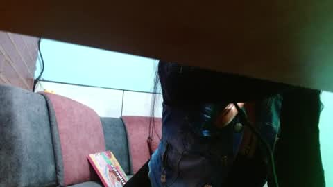 Snapshot of liarouse04 chatting on July 19, 5:05 pm Liarouse04 online show from July 19, 5:05 pm