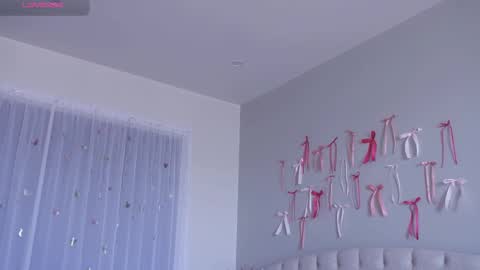 Lia online show from March 1, 4:03 am