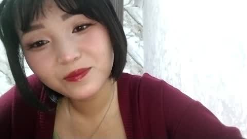 Molly online show from April 15, 3:41 pm