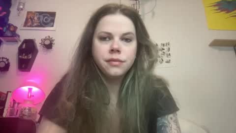 Libby Deetz online show from January 14, 8:41 am