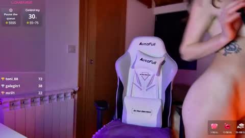 Snapshot of liberty92 chatting on December 3, 11:57 pm liberty92 online show from December 3, 11:57 pm