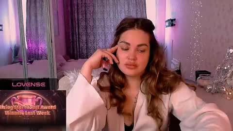 libra_mia online show from May 22, 5:25 am