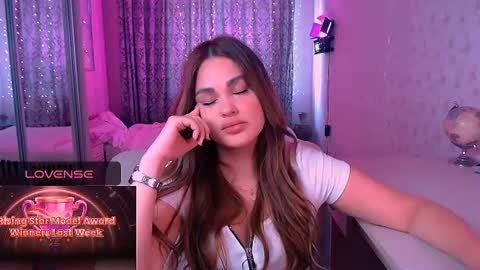libra_mia online show from July 8, 2:43 pm