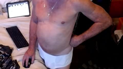 Snapshot of licdatpussy4days chatting on December 1, 5:23 am Pussy Licker online show from December 1, 5:23 am