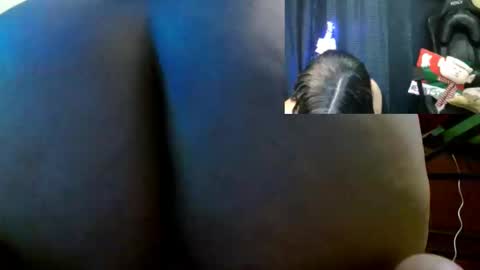 Snapshot of licenciada_ann chatting on December 28, 12:04 am Milf Ann Latina online show from December 28, 12:04 am