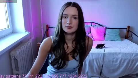 Welcome guys in my room Im Claire online show from September 26, 1:15 pm