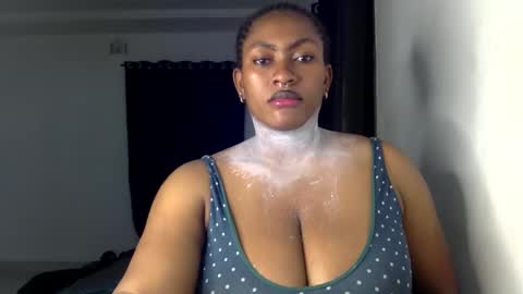 caira online show from November 15, 9:00 pm