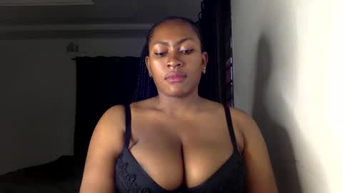 Snapshot of lick_my_pussyyy226651 chatting on June 6, 6:40 am caira online show from June 6, 6:40 am