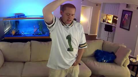 Snapshot of licketyspiit chatting on October 30, 1:34 pm licketyspiit online show from October 30, 1:34 pm