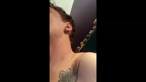 Snapshot of lickinchocolate chatting on January 17, 8:30 am cutiepie101 online show from January 17, 8:30 am