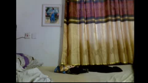 Snapshot of lickmefuckmex chatting on February 16, 9:05 am lickmefuckmex online show from February 16, 9:05 am