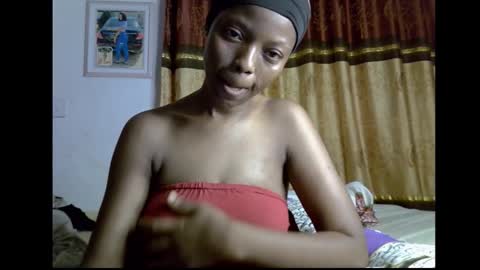 Snapshot of lickmefuckmex chatting on February 24, 10:52 pm lickmefuckmex online show from February 24, 10:52 pm