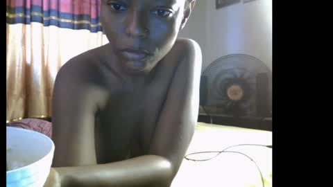 Snapshot of lickmefuckmex chatting on April 3, 10:35 am lickmefuckmex online show from April 3, 10:35 am