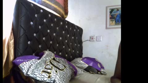 Snapshot of lickmefuckmex chatting on April 6, 8:48 am lickmefuckmex online show from April 6, 8:48 am