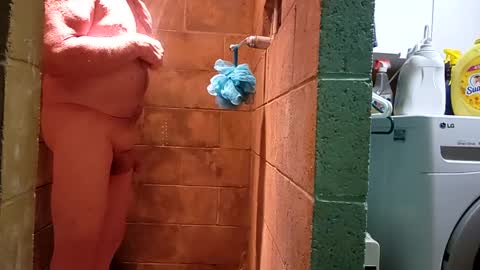 Licorice10 online show from January 1, 6:15 am