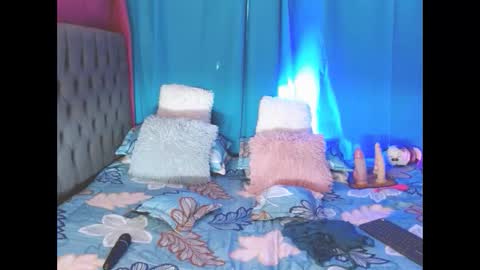 Isa online show from March 2, 6:59 pm