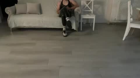 Snapshot of liferacw chatting on October 24, 7:10 pm SofieXxxDoll online show from October 24, 7:10 pm