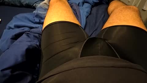 Snapshot of lifterlava chatting on February 3, 4:54 am lifterlava online show from February 3, 4:54 am