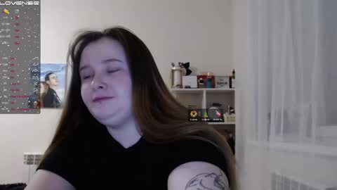 light_lunaa online show from February 9, 8:11 am