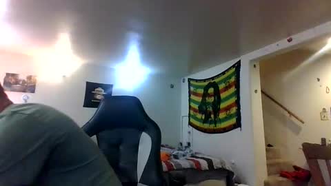 Snapshot of lightskinned666 chatting on October 24, 3:03 am lightskinned666 online show from October 24, 3:03 am