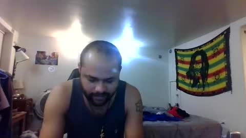 Snapshot of lightskinned666 chatting on November 14, 1:59 am lightskinned666 online show from November 14, 1:59 am