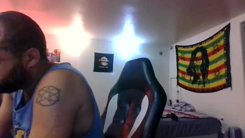 Snapshot of lightskinned666 chatting on November 18, 5:12 am lightskinned666 online show from November 18, 5:12 am