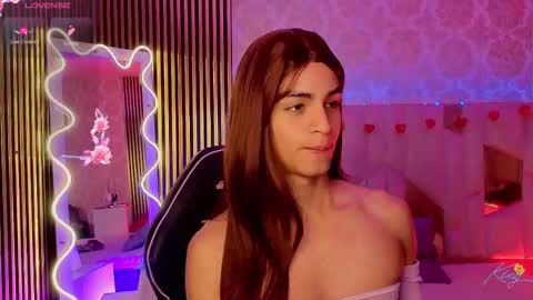 LIHIAN online show from March 25, 12:11 pm