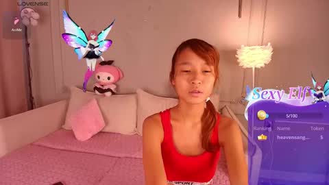 Lihn Pham online show from March 15, 3:12 am