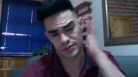 liiam online show from November 30, 9:08 pm