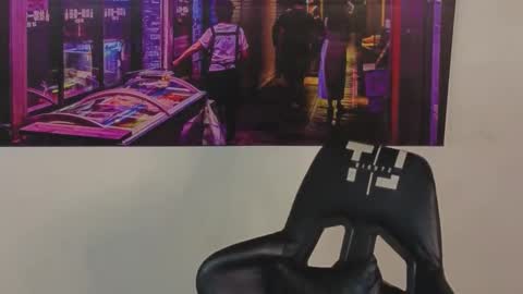 Snapshot of liiam_jesus chatting on February 20, 3:03 am liiam_jesus online show from February 20, 3:03 am