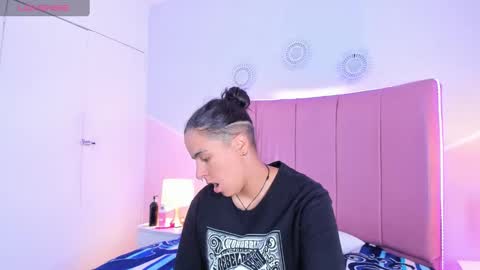 liiam_smith_ online show from October 10, 3:55 pm