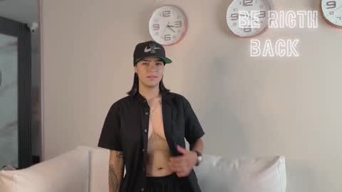 liiam_smith_ online show from November 29, 1:03 pm