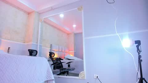 Snapshot of liiamhudson_ chatting on March 7, 1:40 pm L I I A M online show from March 7, 1:40 pm