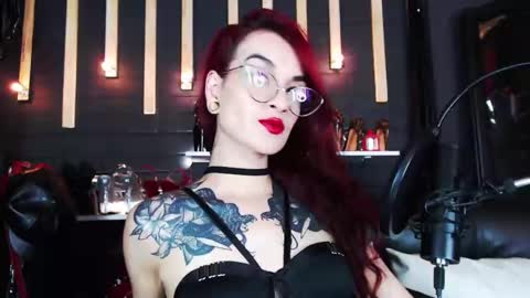 Liilith online show from December 12, 8:32 pm