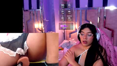 Snapshot of liis_ chatting on January 31, 1:23 pm Liss online show from January 31, 1:23 pm