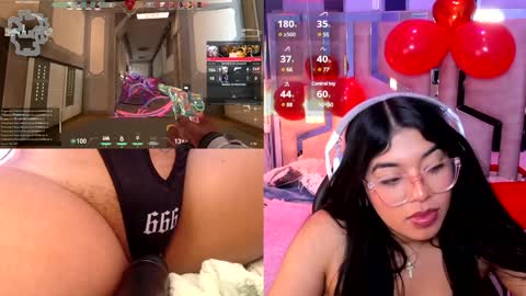 Snapshot of liis_ chatting on February 7, 1:32 pm Liss online show from February 7, 1:32 pm
