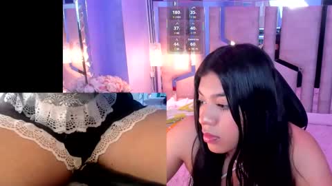 Snapshot of liis_ chatting on March 9, 1:04 pm Liss online show from March 9, 1:04 pm