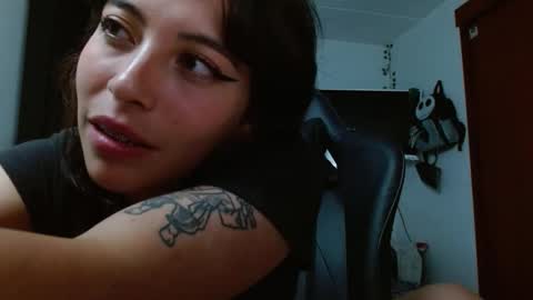 lisa online show from November 15, 5:38 am