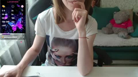 Snapshot of liissax chatting on July 20, 11:01 am Liissax online show from July 20, 11:01 am