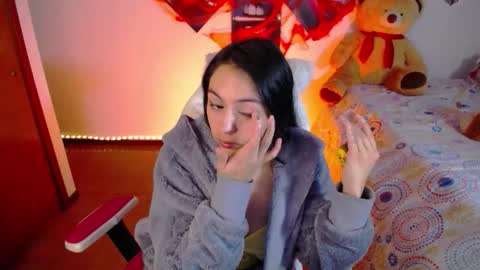 Snapshot of lika_little3 chatting on October 27, 10:03 pm Liika online show from October 27, 10:03 pm