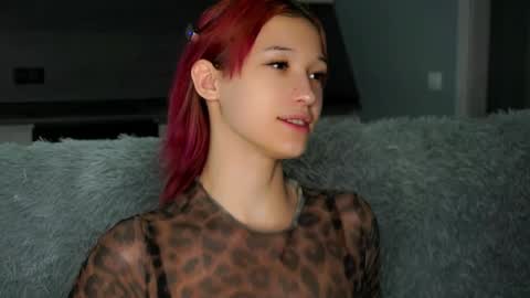 Emi online show from October 20, 11:21 am