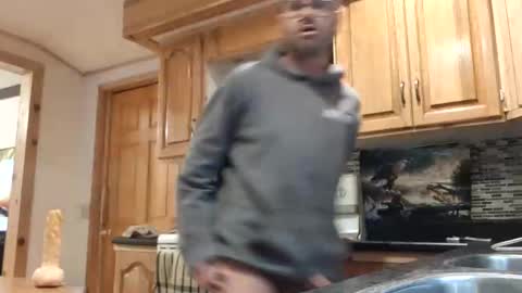 St pierre online show from October 22, 4:18 pm