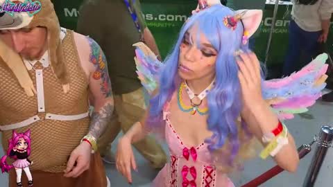 LikeMyAshe online show from October 25, 8:36 pm