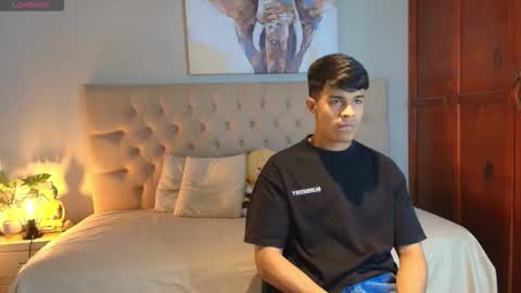 Snapshot of lil_ae1 chatting on January 13, 7:08 pm lil online show from January 13, 7:08 pm