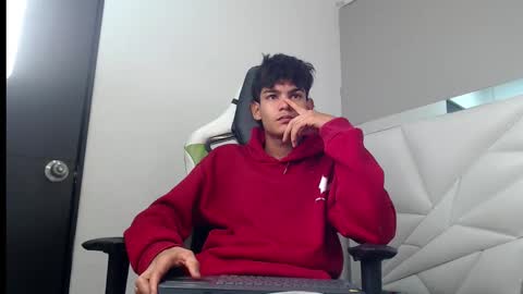 LIAM online show from December 21, 3:24 am