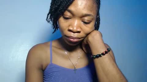 Snapshot of lil_baddie0 chatting on February 28, 4:35 am lil_baddie0 online show from February 28, 4:35 am