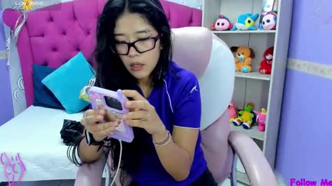 Lili Cey online show from February 7, 2:47 pm