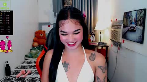LILY online show from March 4, 1:38 pm